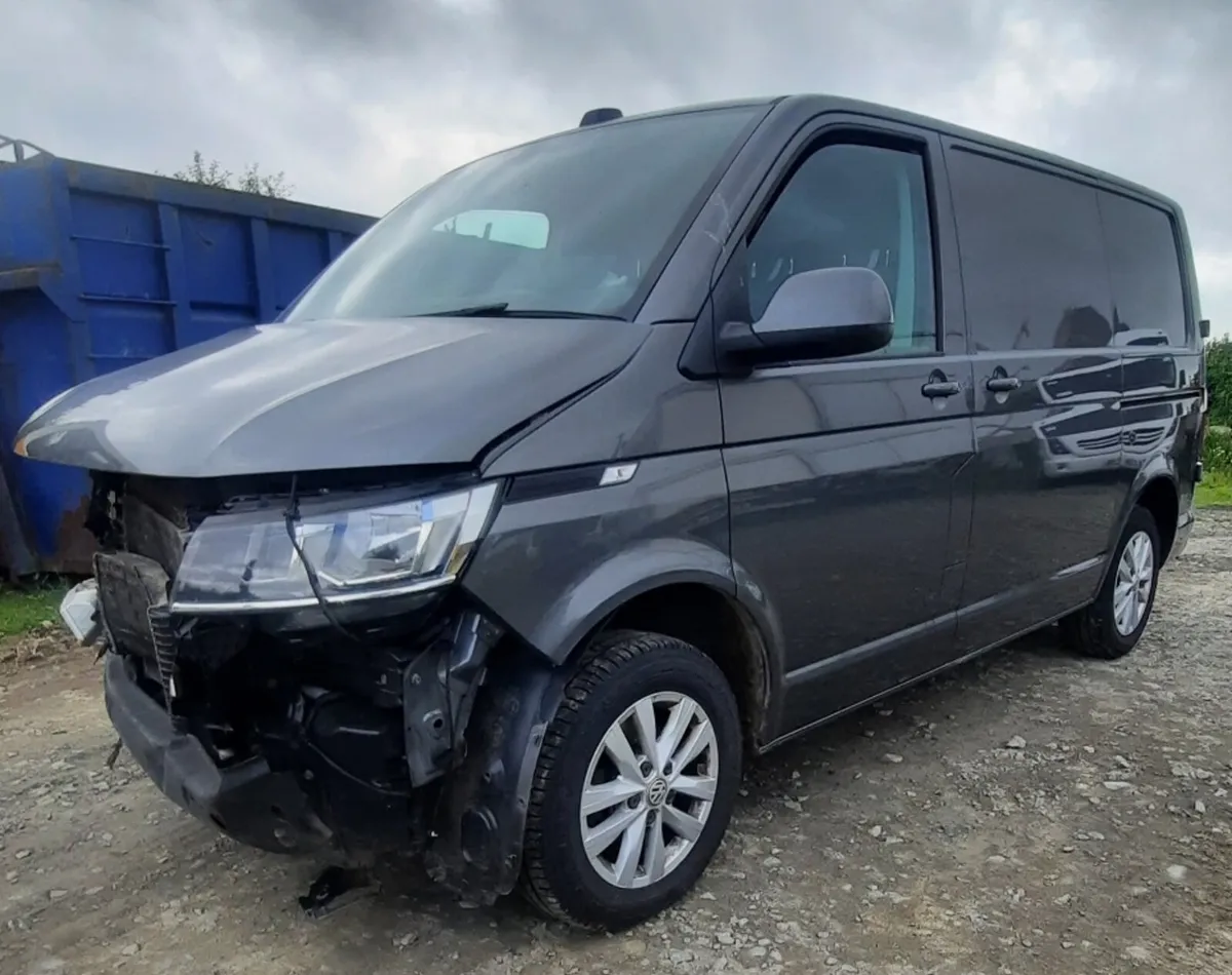 2020 VW Transporter For Dismantling - Image 1