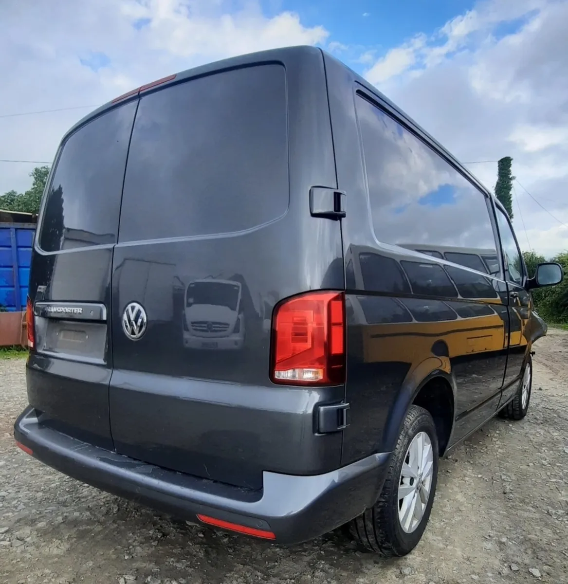 2020 VW Transporter For Dismantling - Image 3