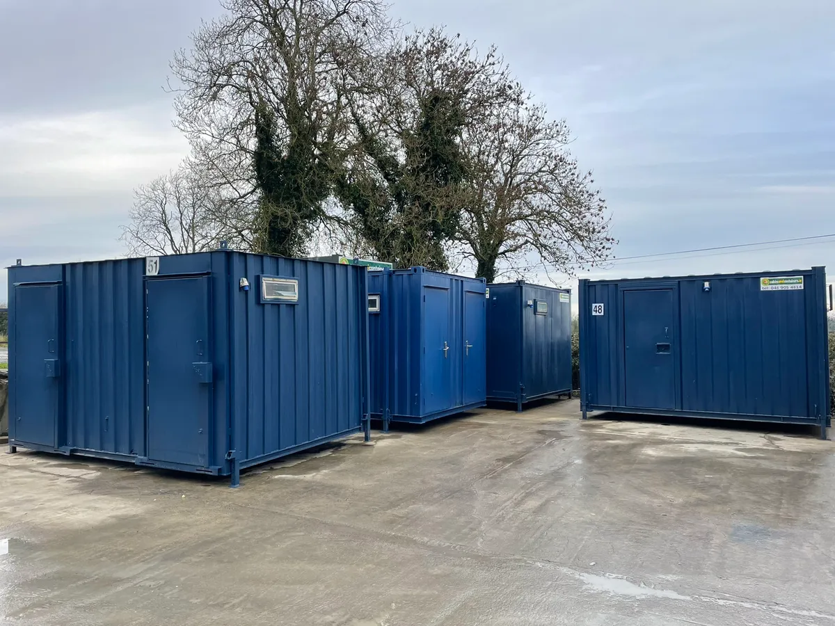 Site toilet - Image 2