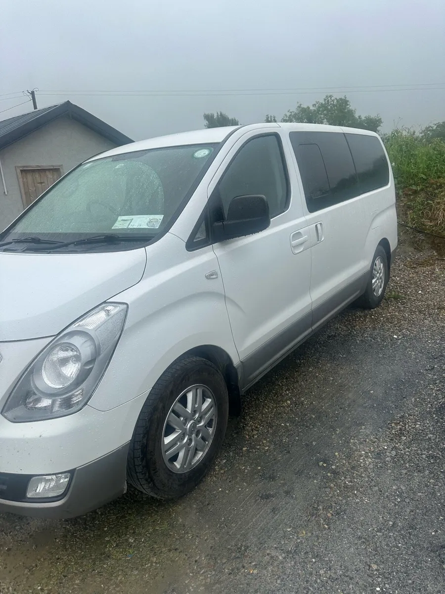 Buses & coaches - Image 4