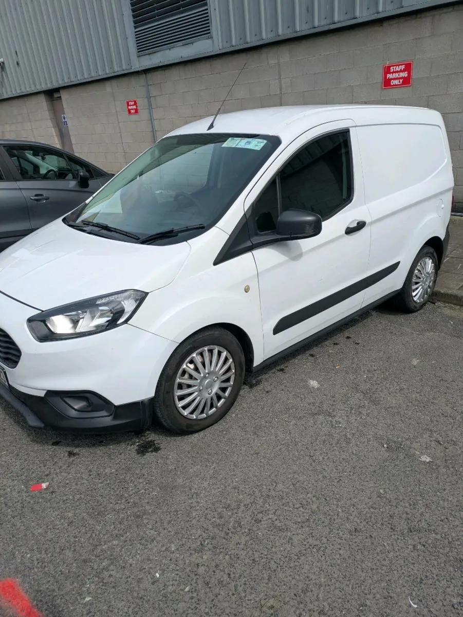 Ford Transit Connect - Image 1