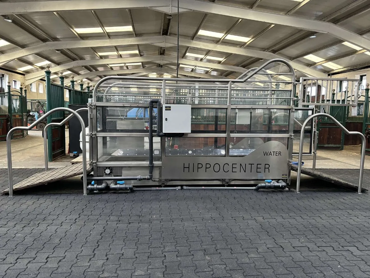 Livery yard - Image 2