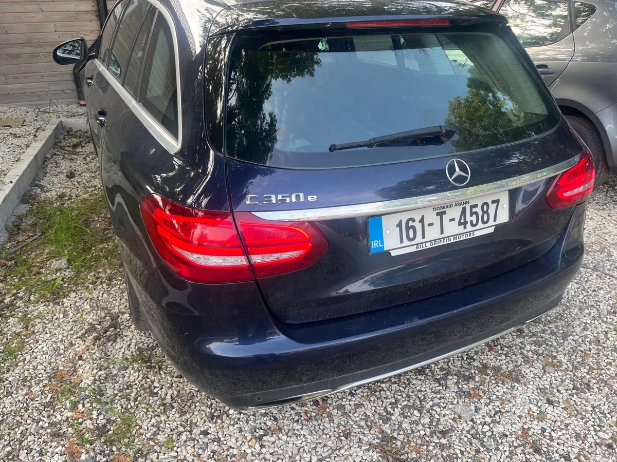 Mercedes C350 e hybrid 2.00 petrol automatic - Image 4