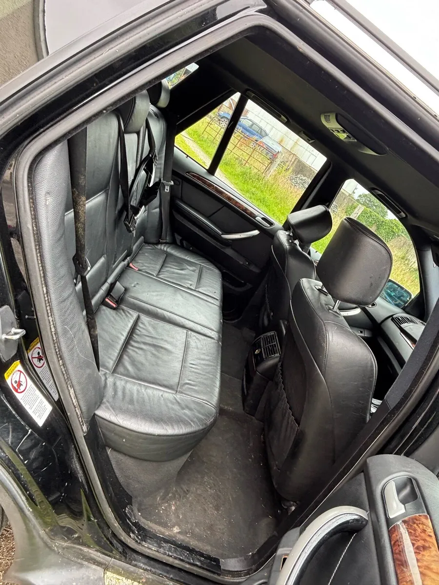 BMW x5’s for breaking - Image 3
