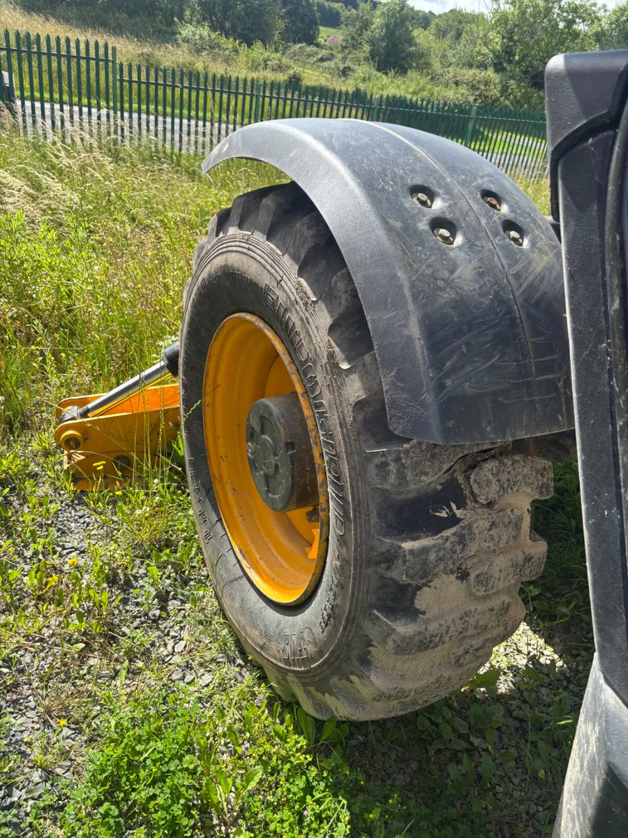 Telehandler - Image 3