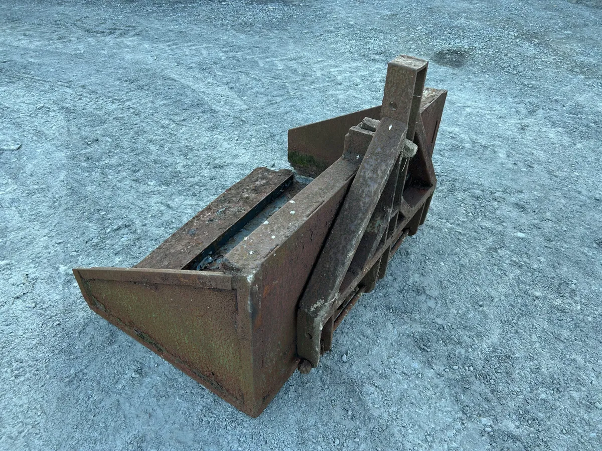 Transport Box in need of repair - Image 2