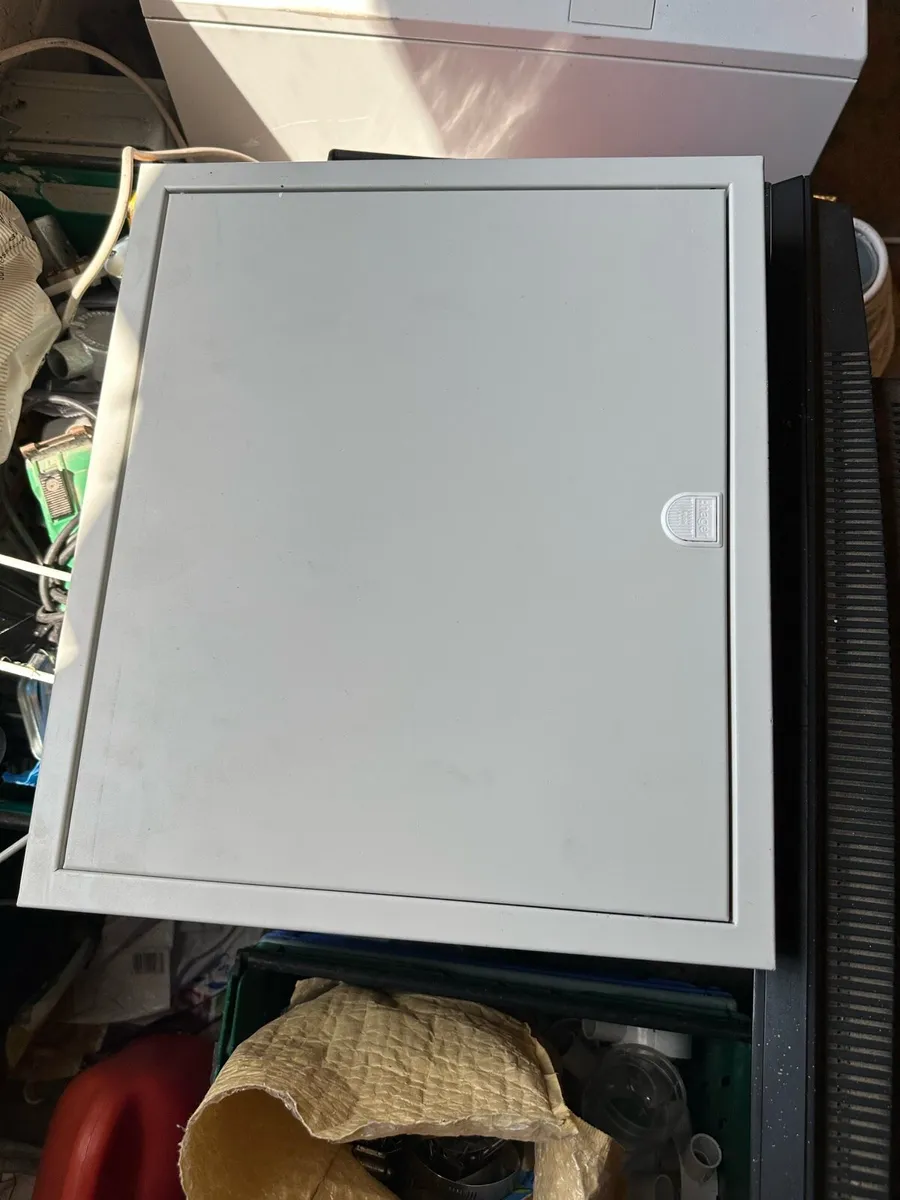 2 row metal fuse board - Image 2