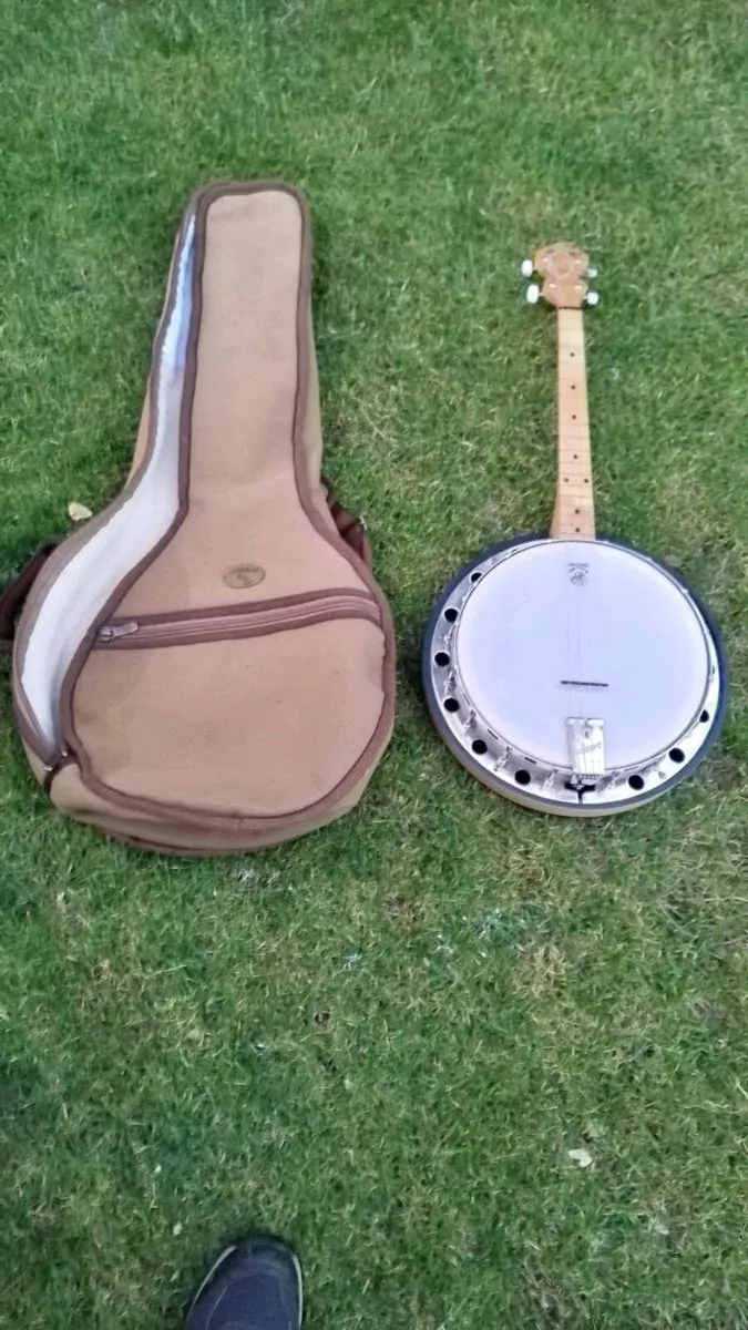 Deering Goodtime Tenor Banjo - Image 1