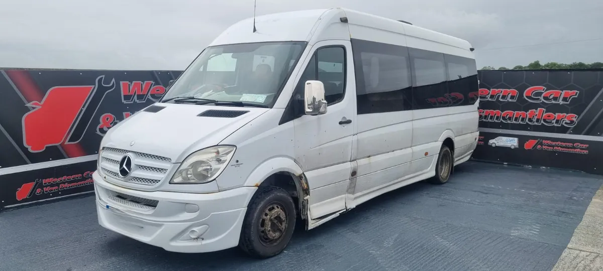 2008 Mercedes sprinter bus 415/43 for dismantling