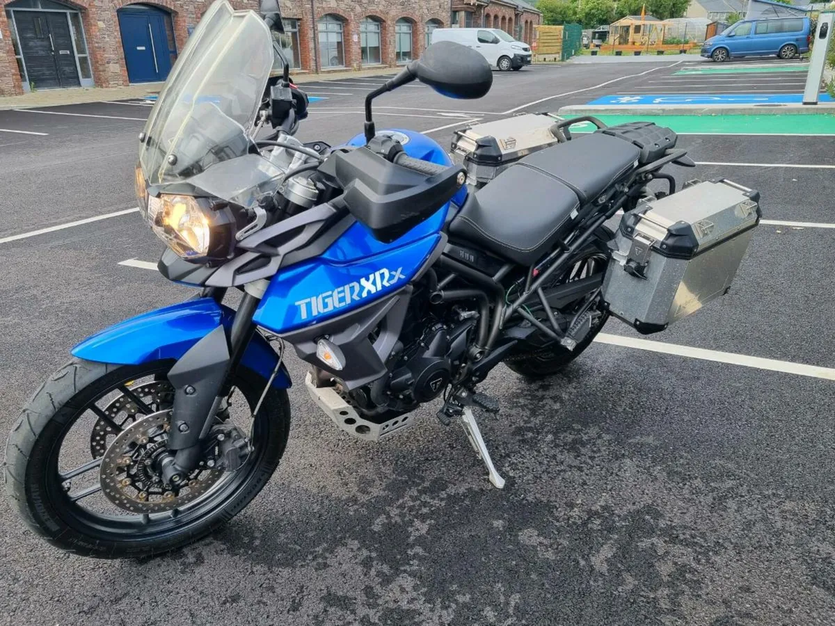 Triumph Tiger 800XRX 2016 only 3000km - Image 4