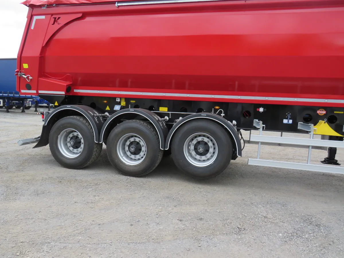 Tipping Trailer 10.3 M Hardox 32cbm/42 c.yd - Image 4