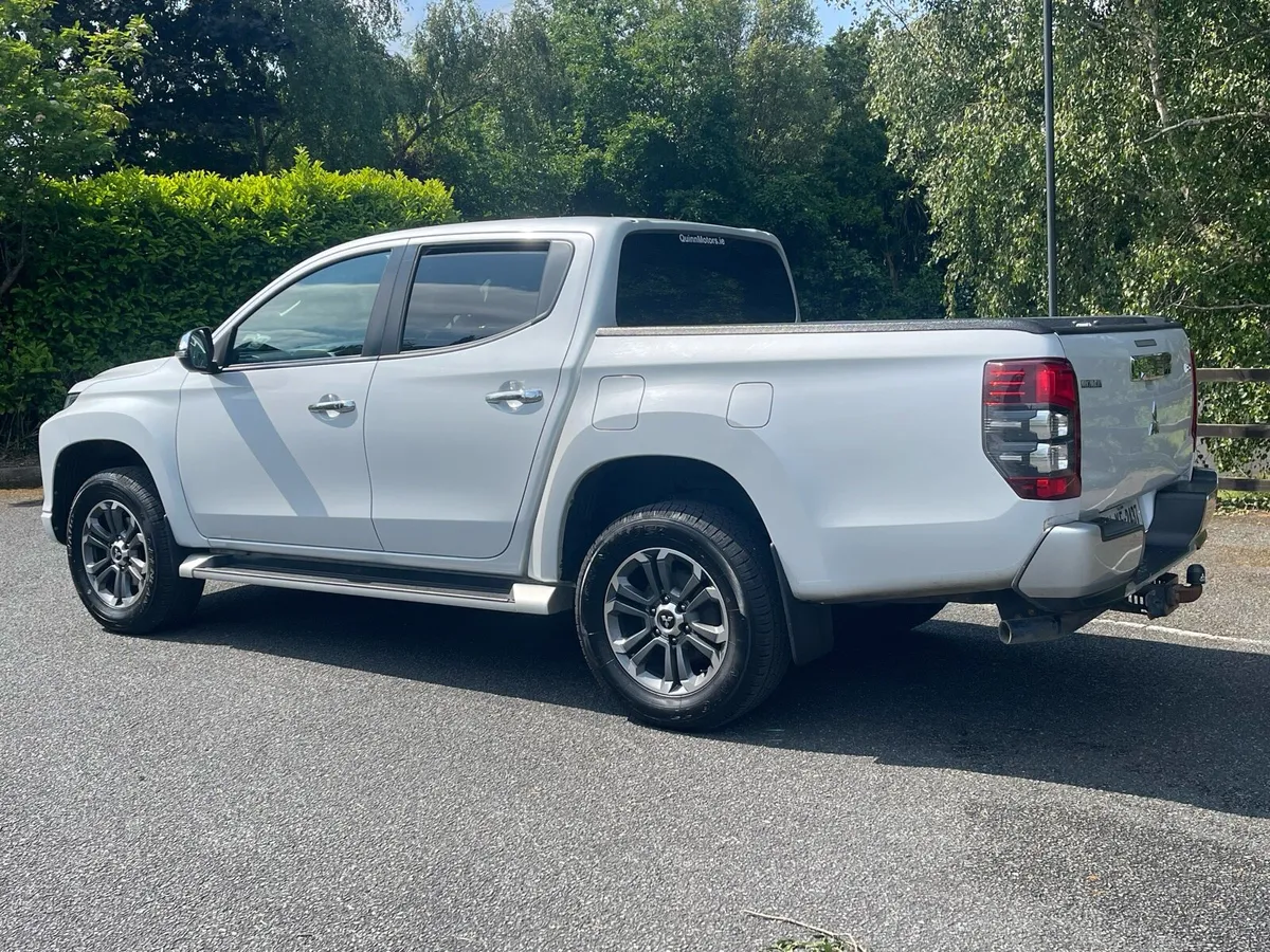 Mitsubishi L 200 intense - Image 4