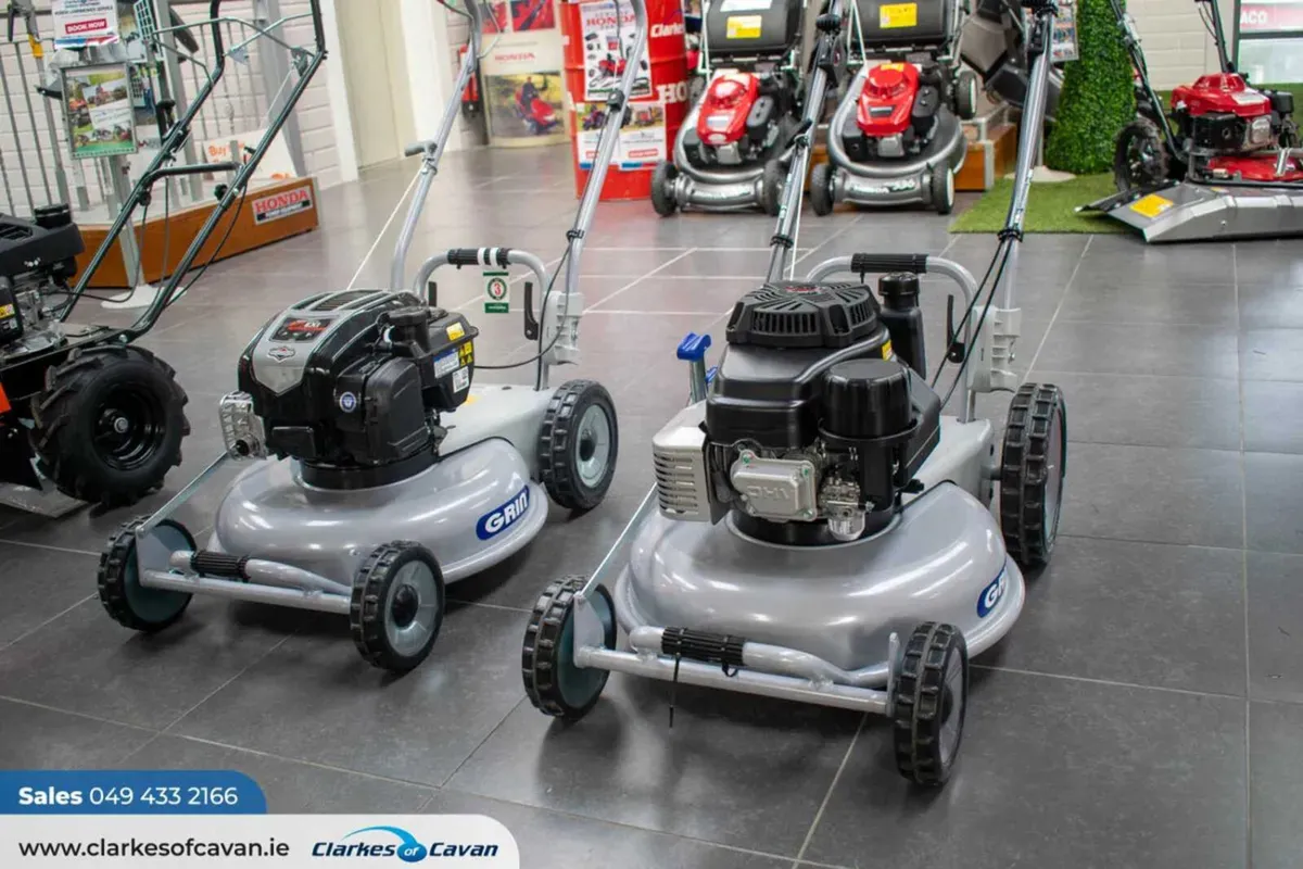 Grin mulching lawnmower - Image 2