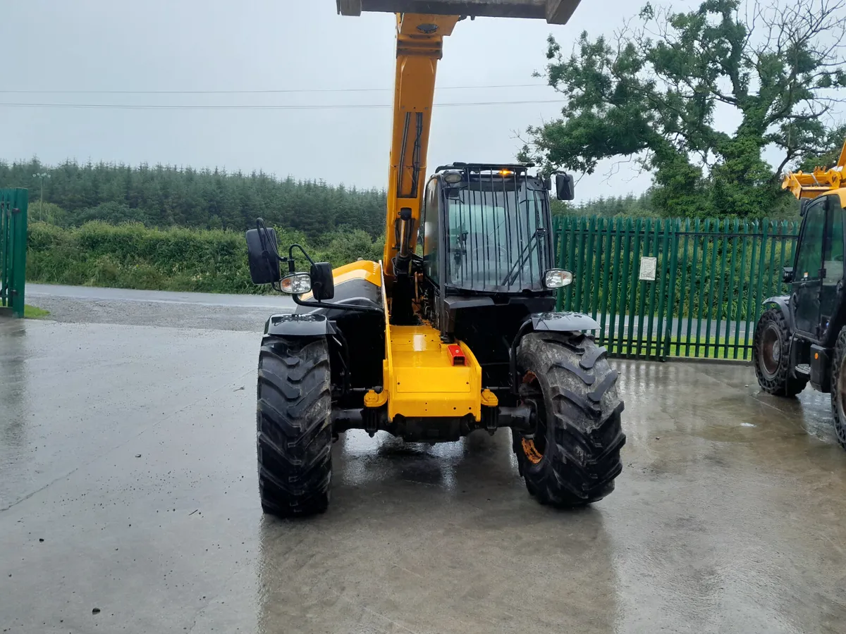 JCB 541-70 2019 (17986) - Image 2