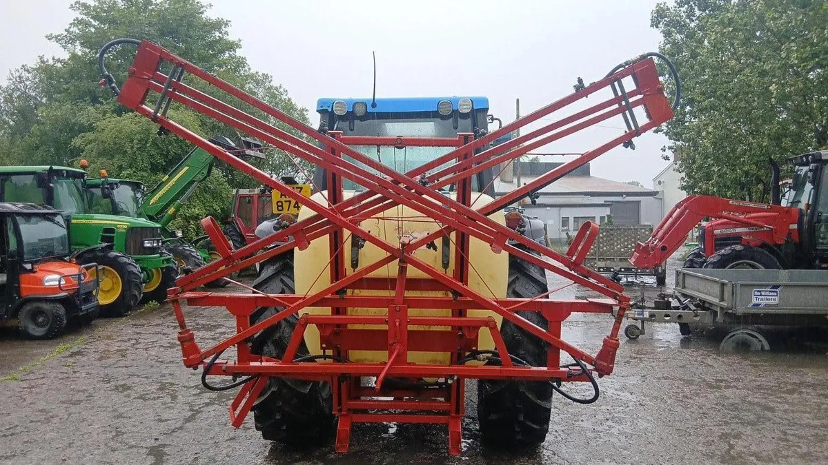 Hardi 600L Sprayer - Image 1