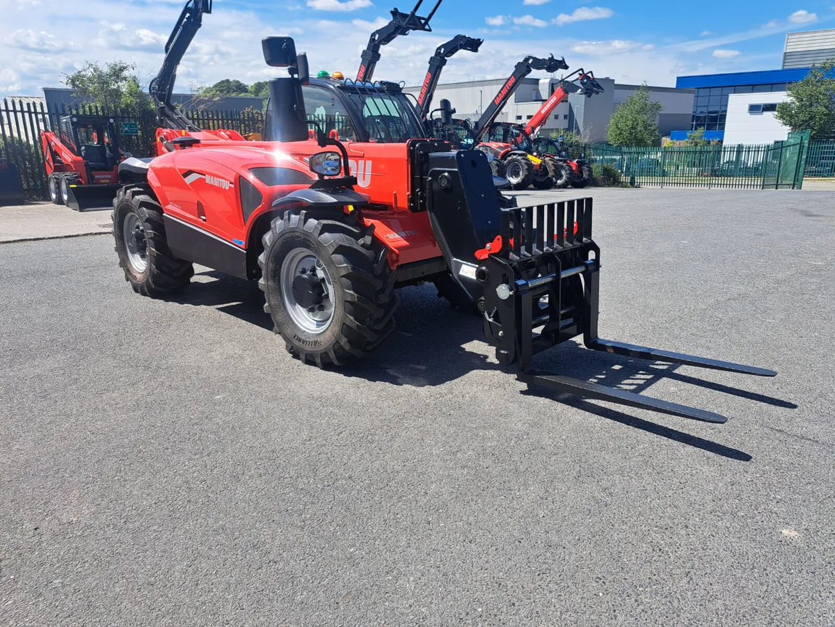 New  Manitou MT930H telescopic loader - Image 4