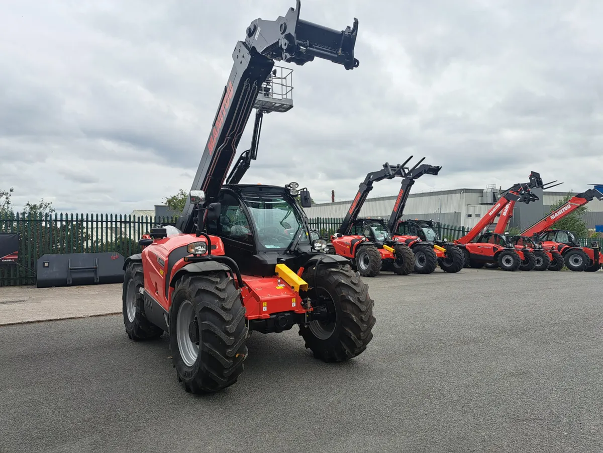 New Manitou MLT730 V telescopic loader - Image 4
