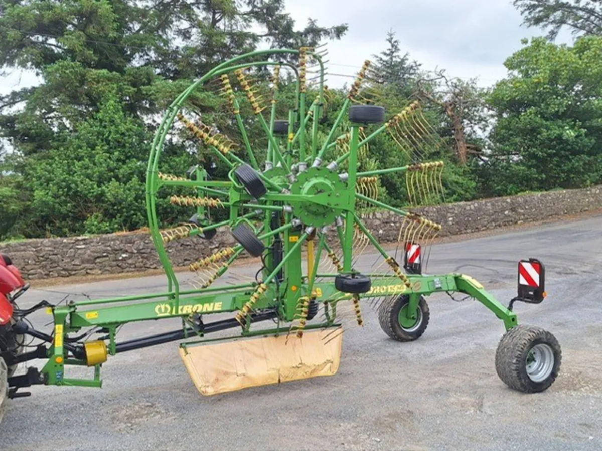 2015 Krone Swadro 760 Rake - Image 1