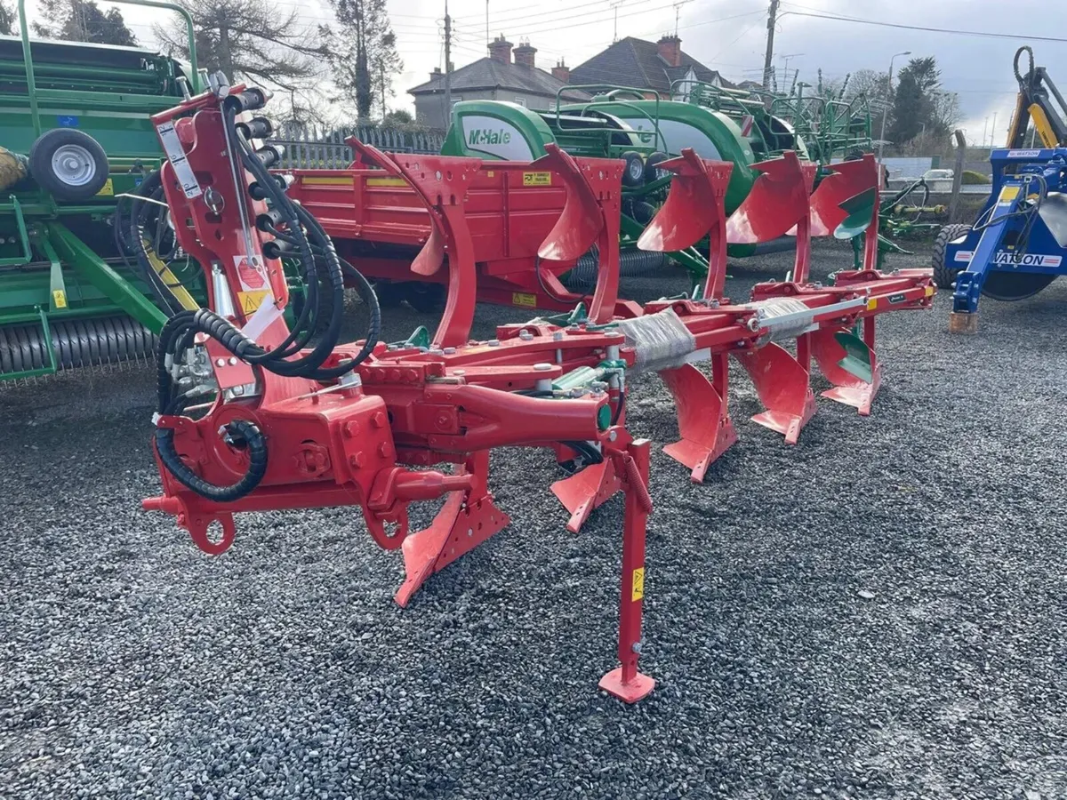 Kverneland ES85 5 Furrow Ploughs in Stock !!! - Image 3