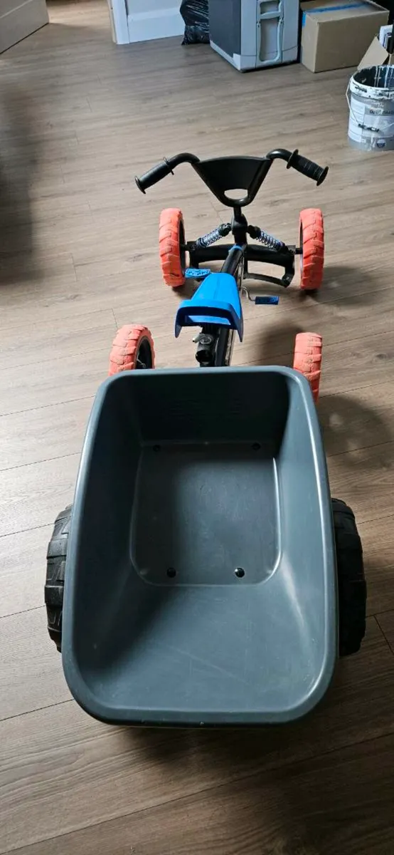 Berg Buzzy Nitro Kart and buzzy trailer - Image 3