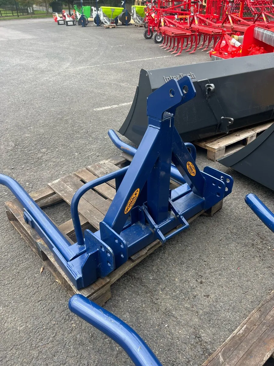 SINGLE BALE LIFTER - Image 1
