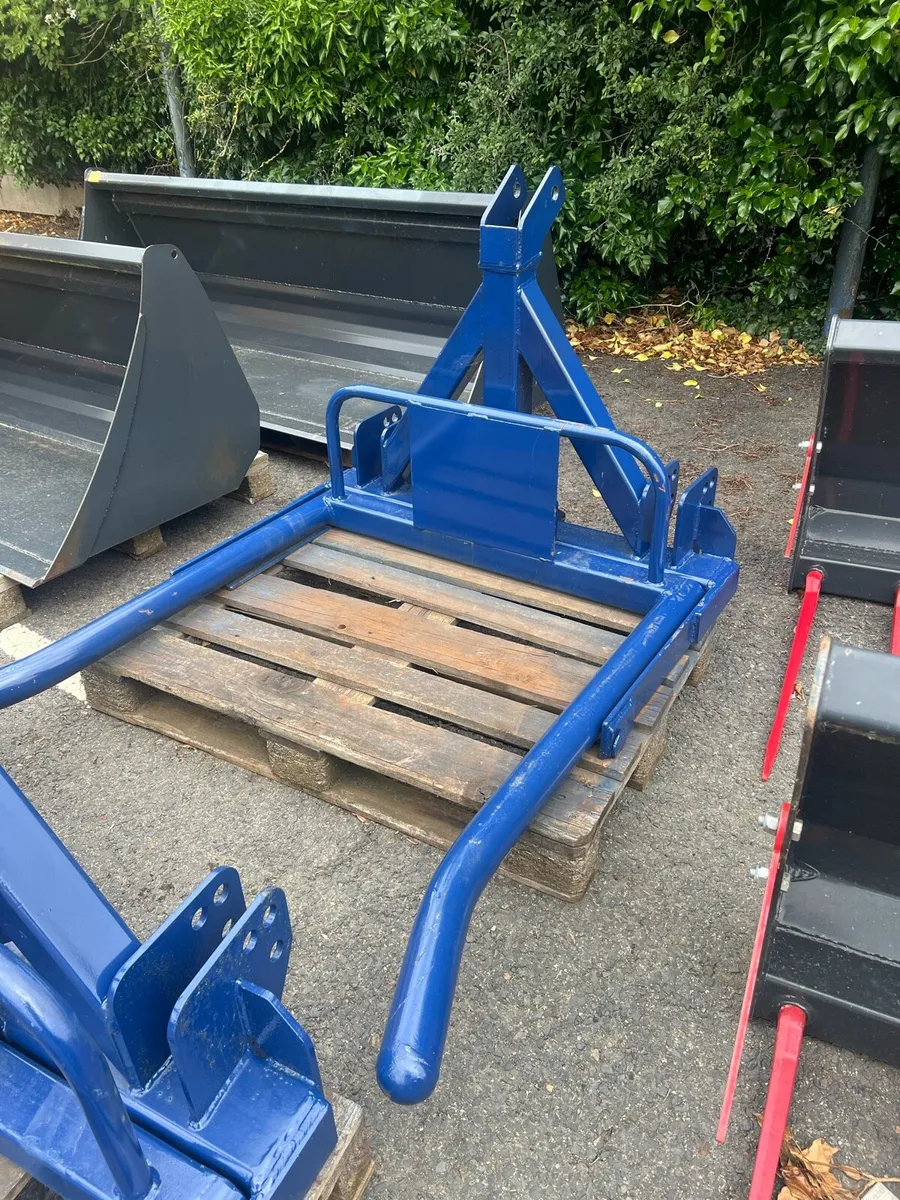 SINGLE BALE LIFTER - Image 2