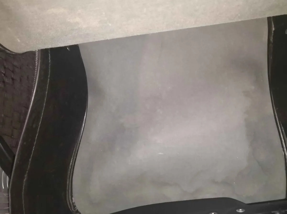 Retired MALEV airline travel bag - Image 4