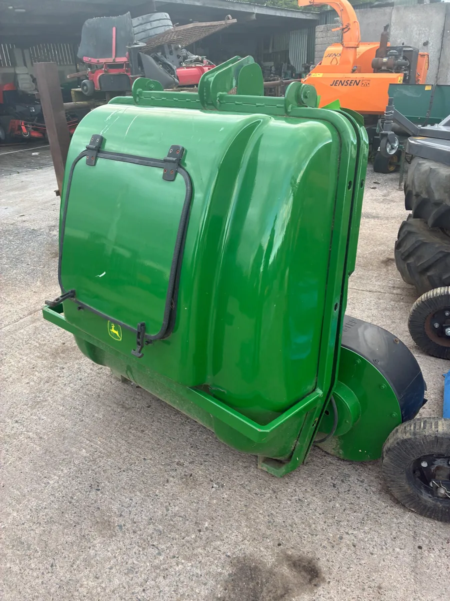 Garden equipment - Image 1