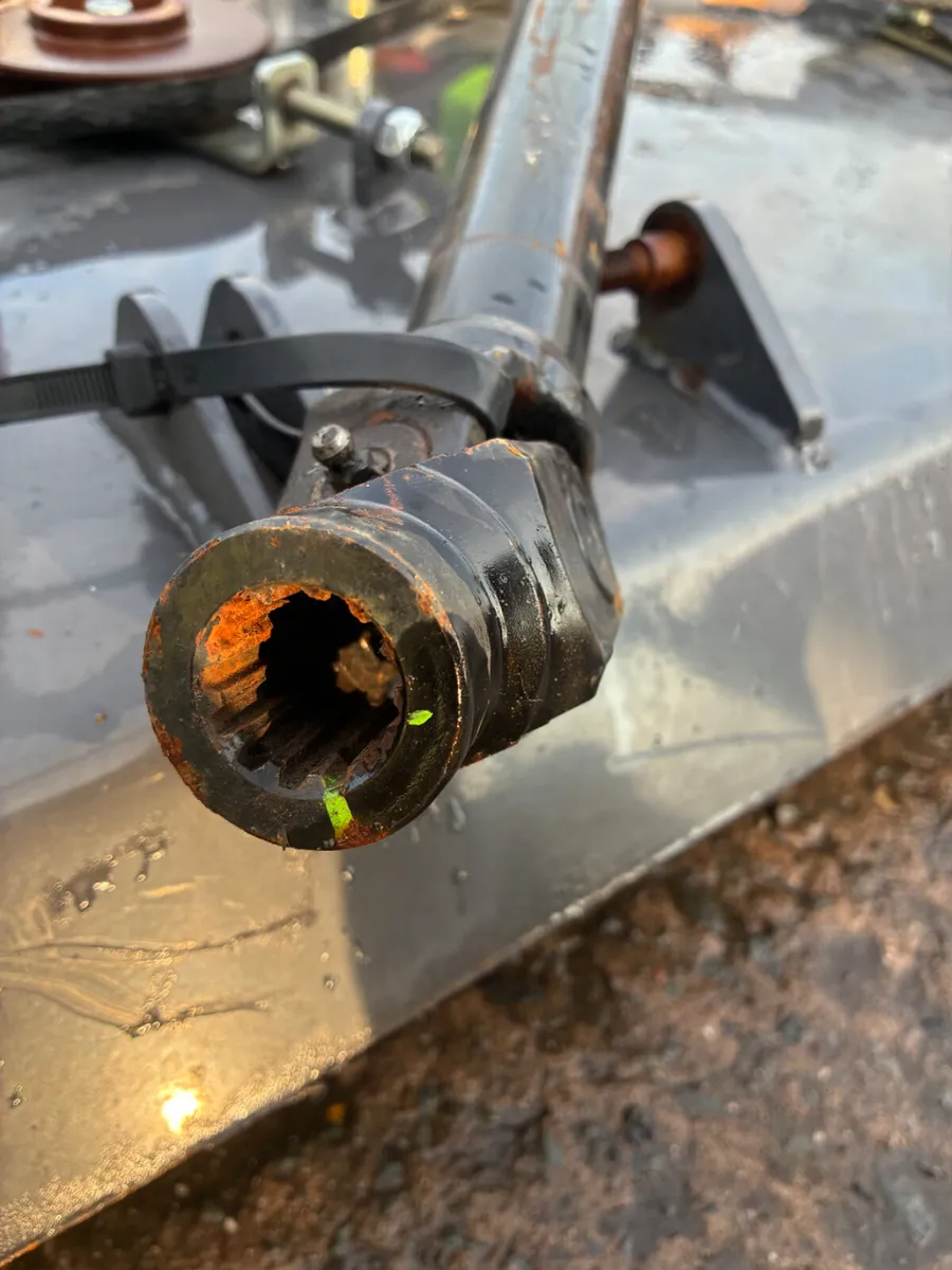 Garden equipment - Image 4