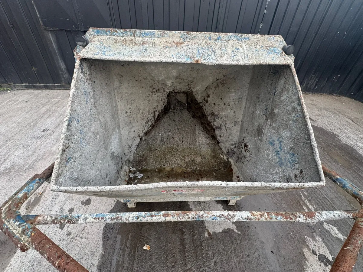 Conquip 1000 Litre Concrete Skip - Image 4