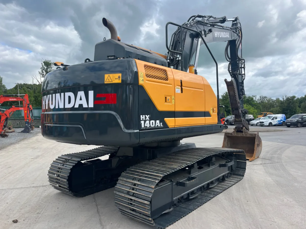 2022 Hyundai HX140AL - Image 4