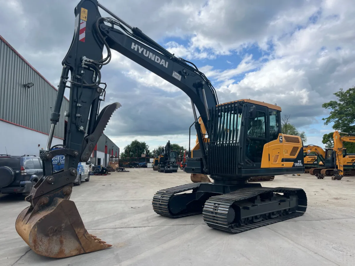 2022 Hyundai HX140AL - Image 2