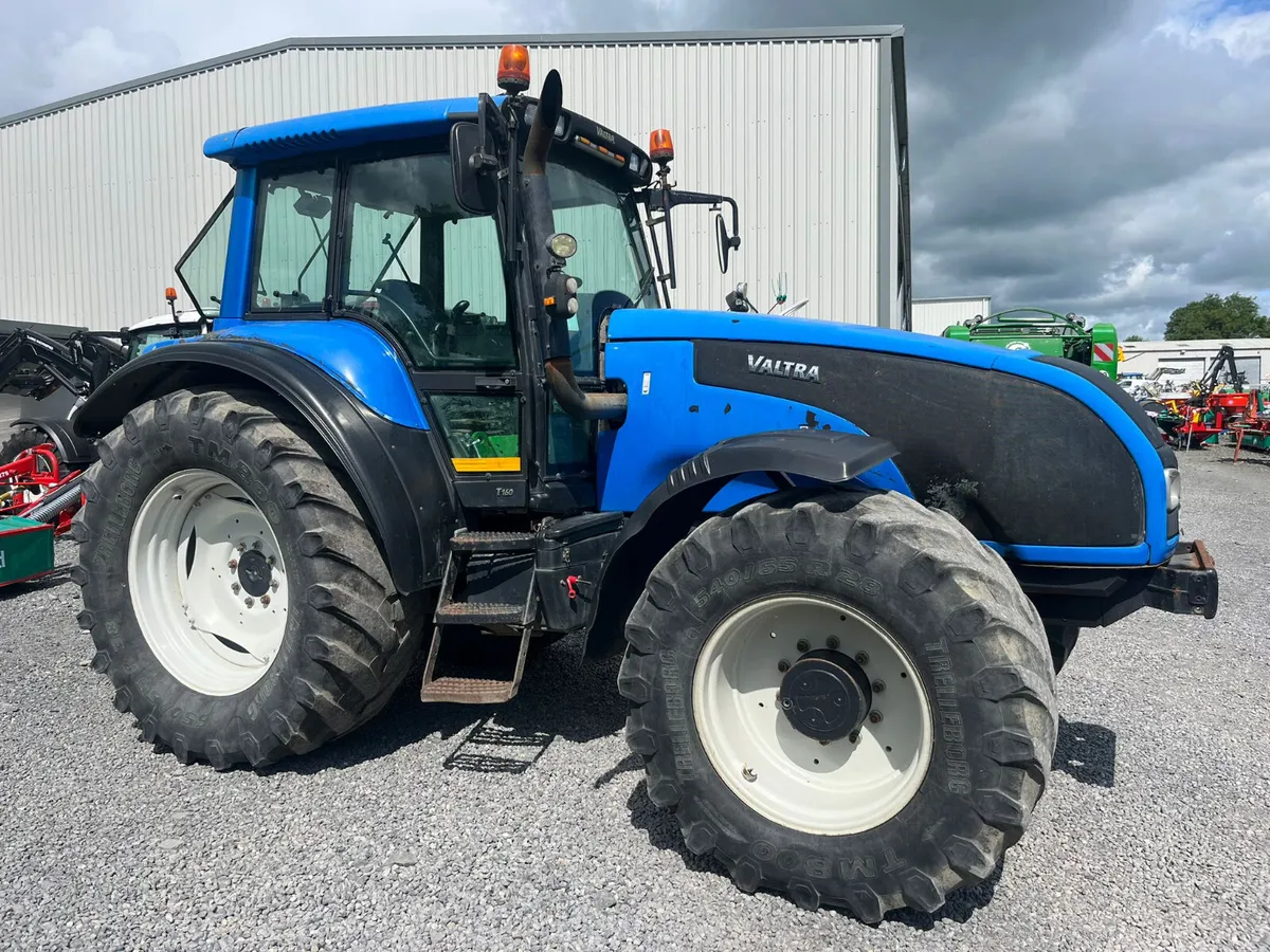 Valtra T160 Exceptional Tractor for its age!!!! - Image 1