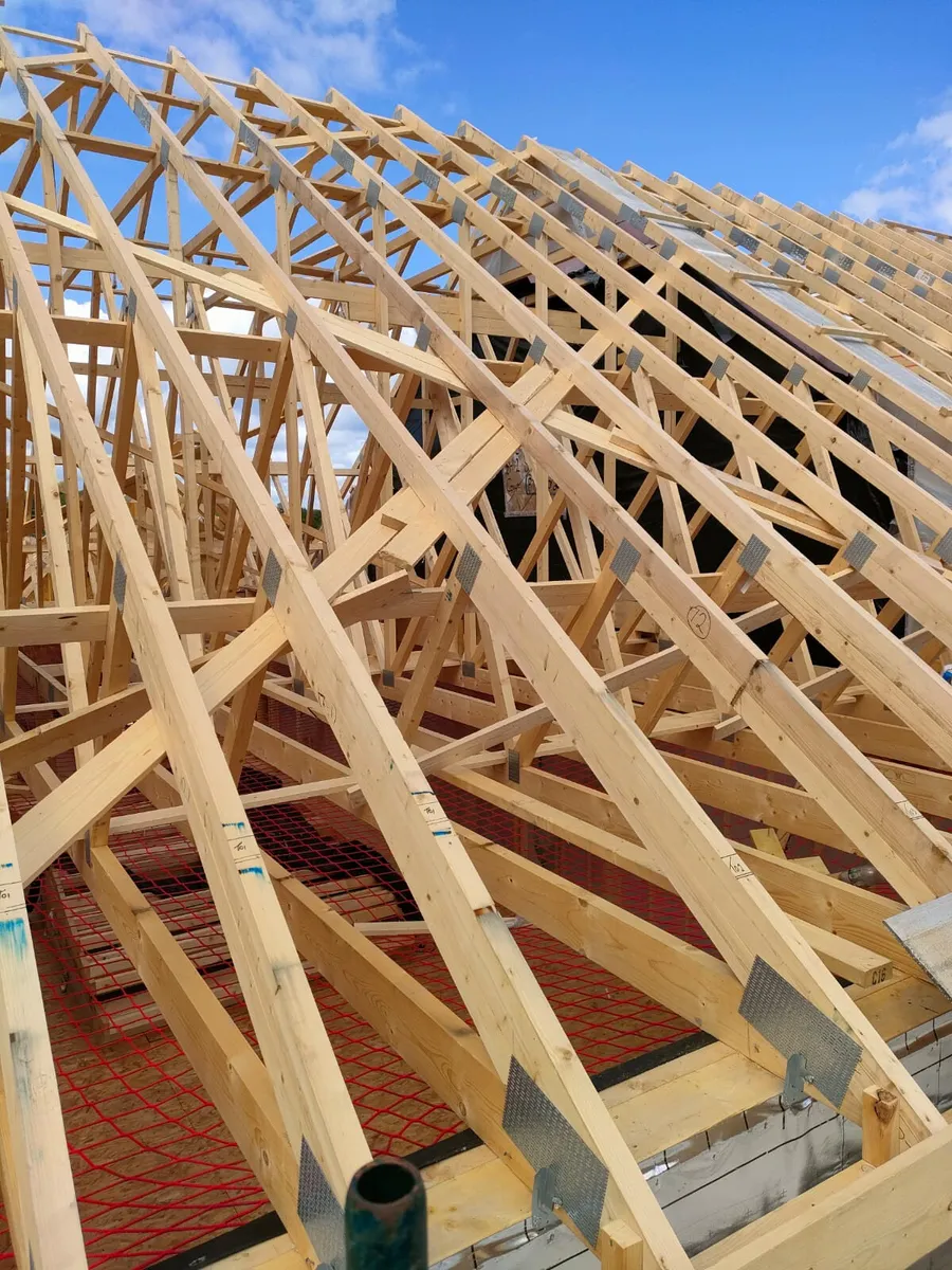 Truss roofs - Image 1