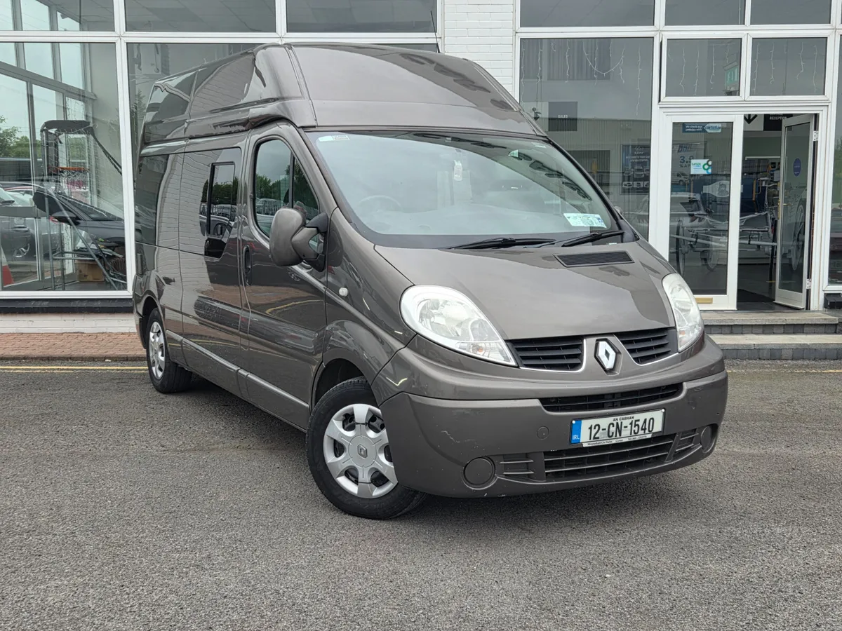 Renault Trafic 2012 - Image 1