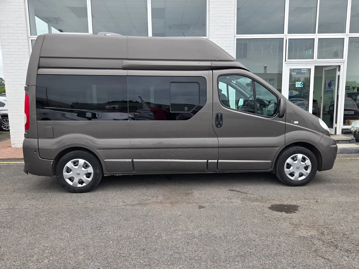 Renault Trafic 2012 - Image 2