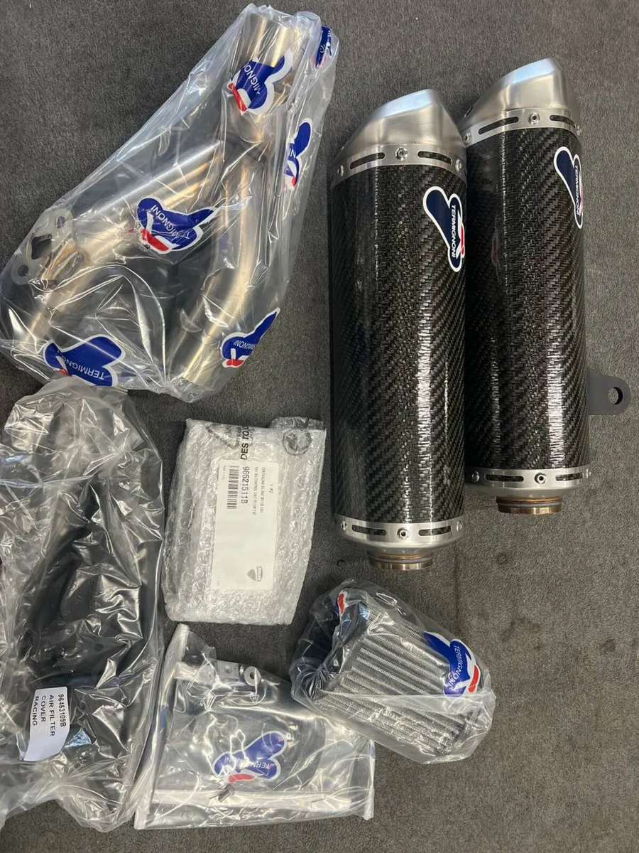 RACING SILENC.KIT M 1100 EVO - Image 1