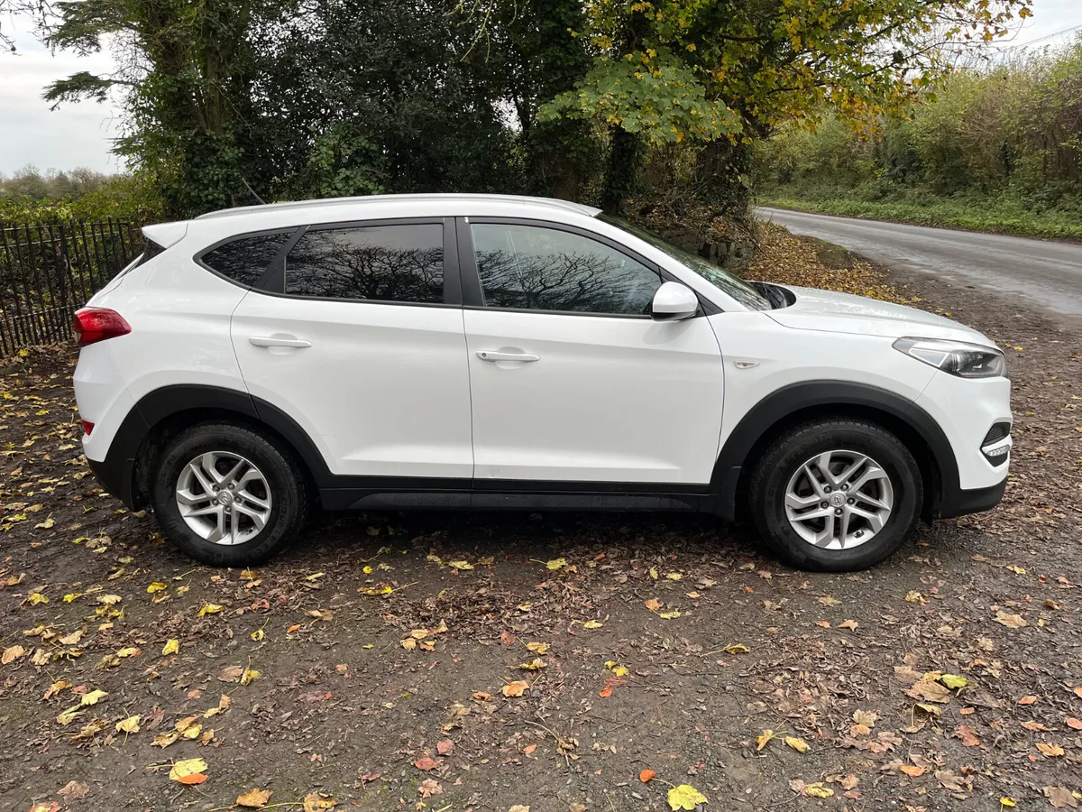 Hyundai Tucson Trade in Accepted - Image 3