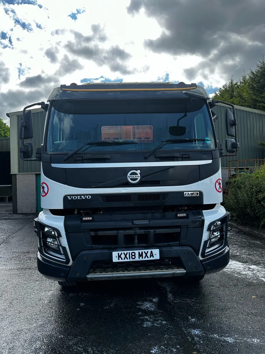 2018 Volvo fmx 420 - Image 2