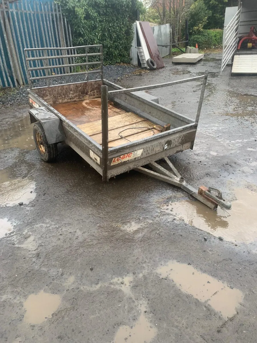 Logic quad trailer - Image 1