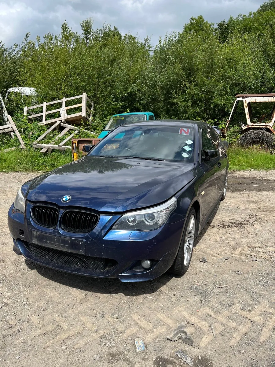 Breaking Bmw 520d e60 M sport 2009 a76/5 n47d20a - Image 2