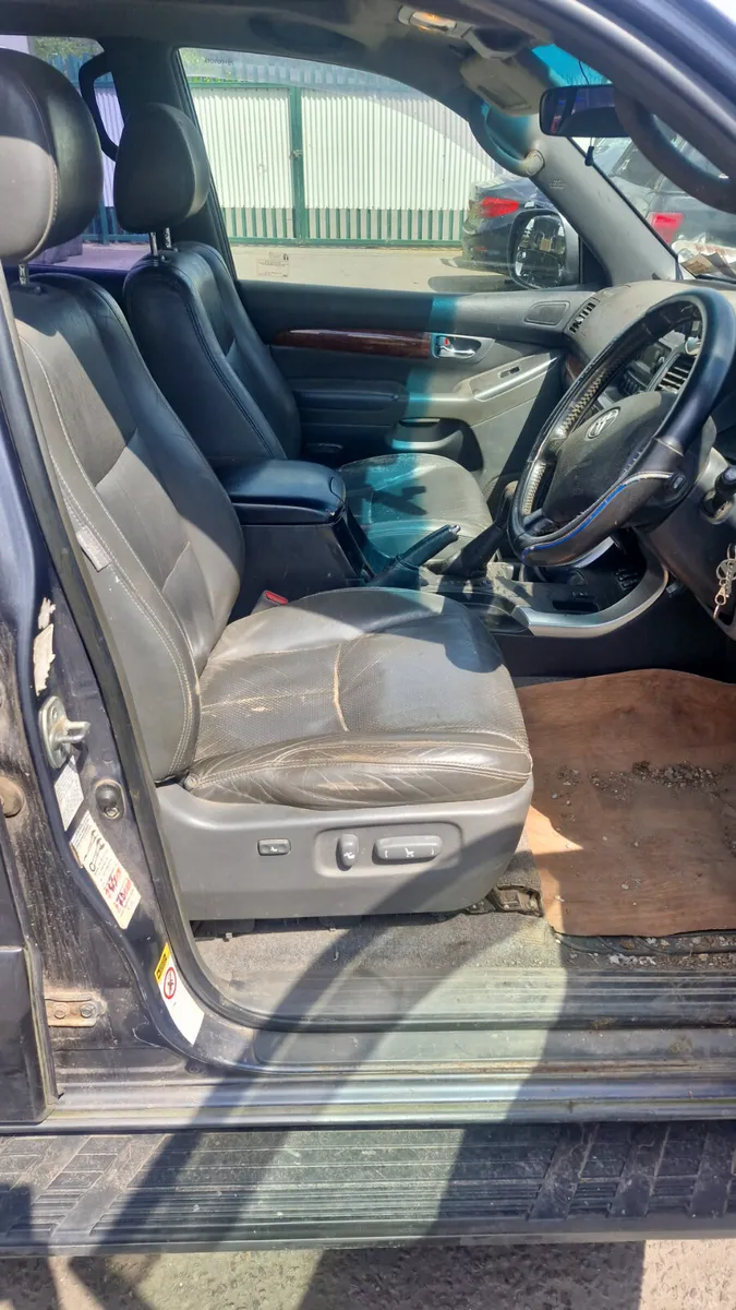 2007 TOYOTA LANDCRUISER 3.0 AUTO - Image 3