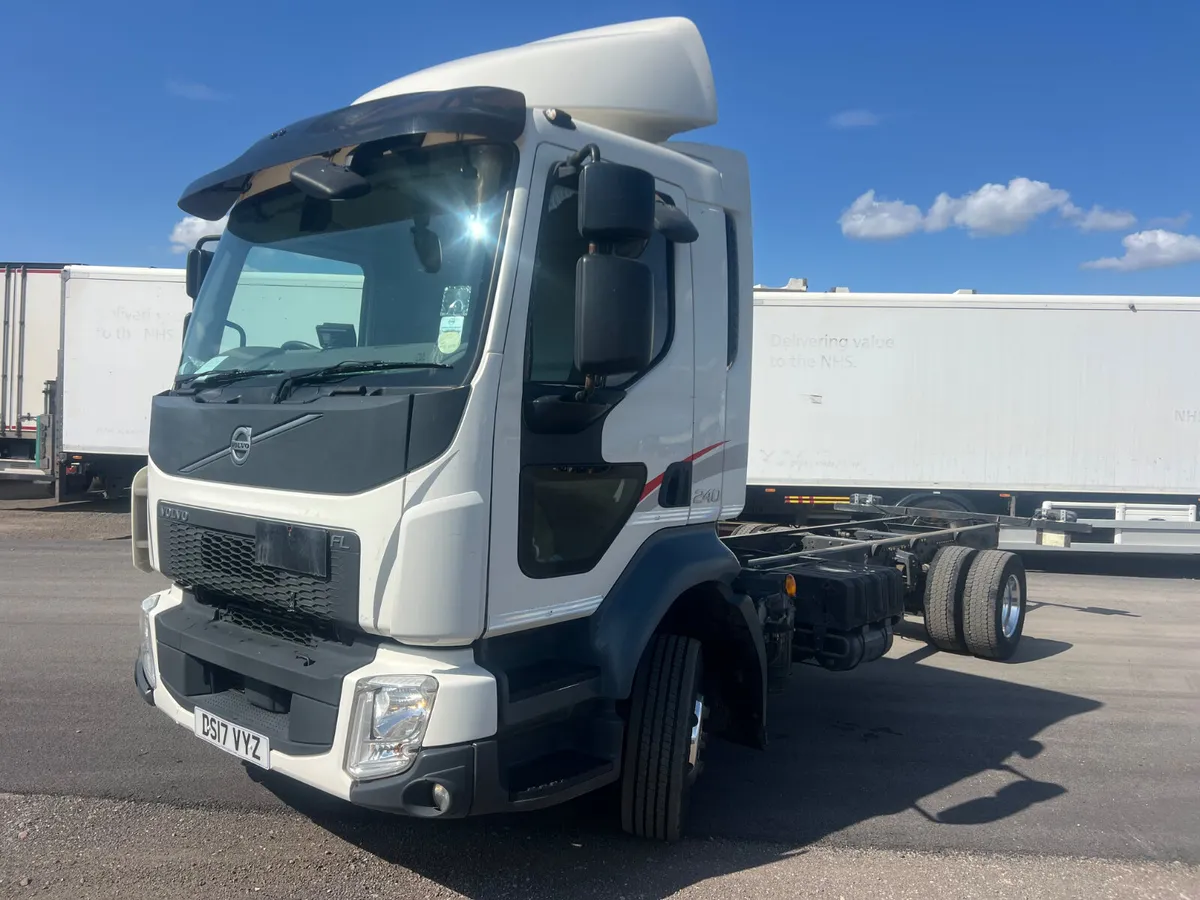 2017 Volvo FL5 12 240bhp - Image 1