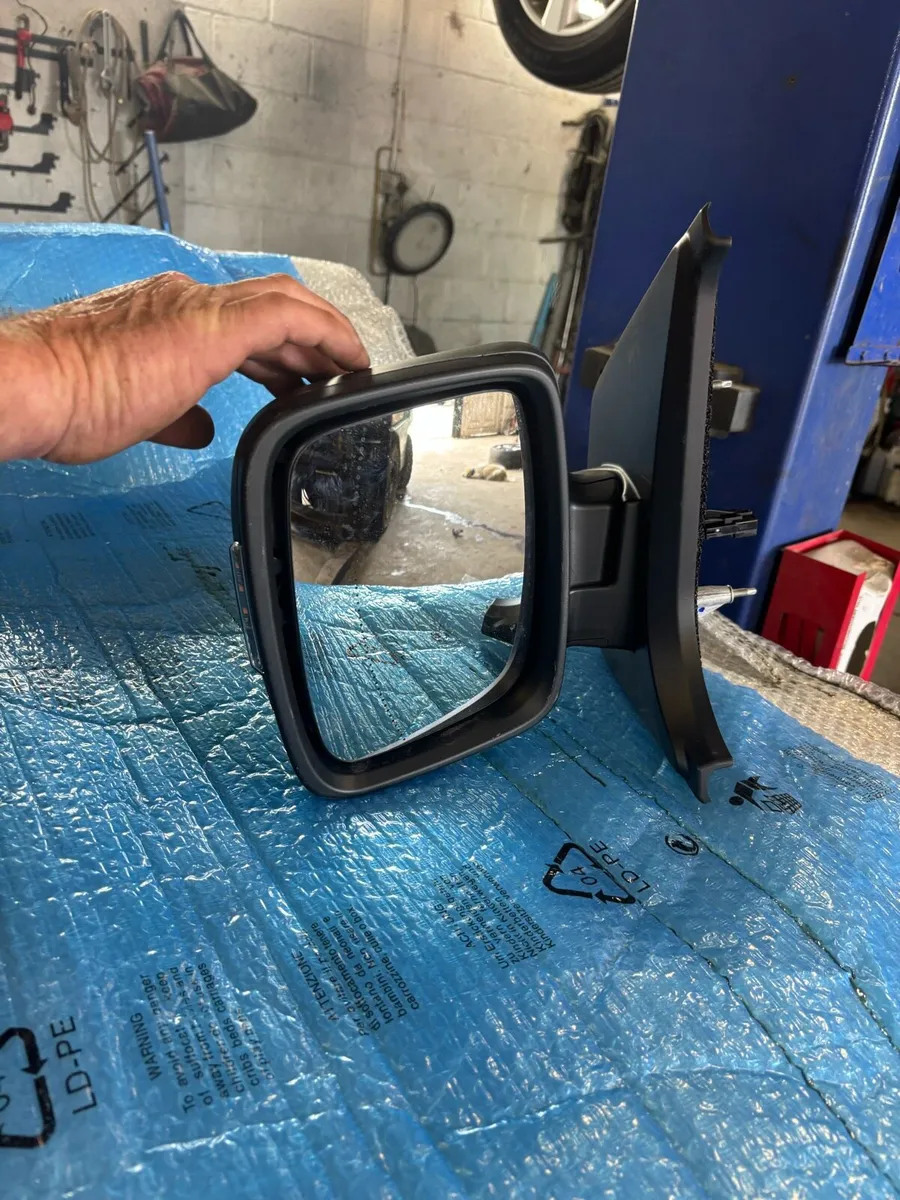 Headlights, Mirrors, Bumpers - Image 3