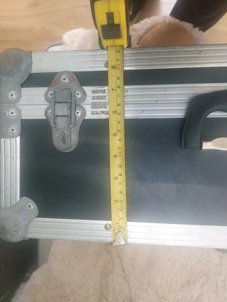 Music equipment - Image 2