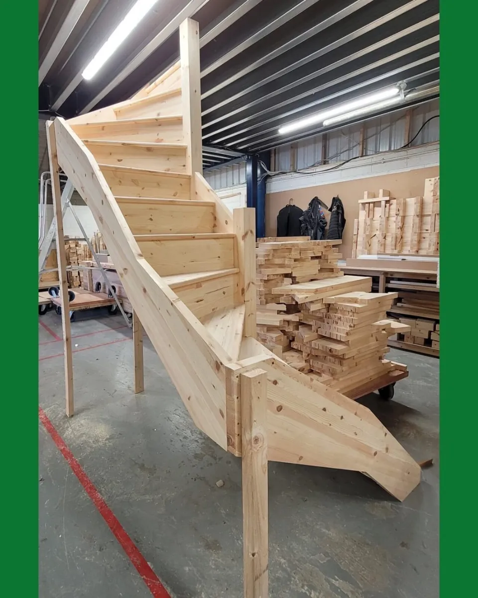 Winder stairs - Image 2