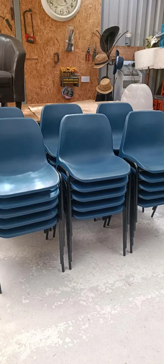 Bar pub furniture stools tables - Image 2