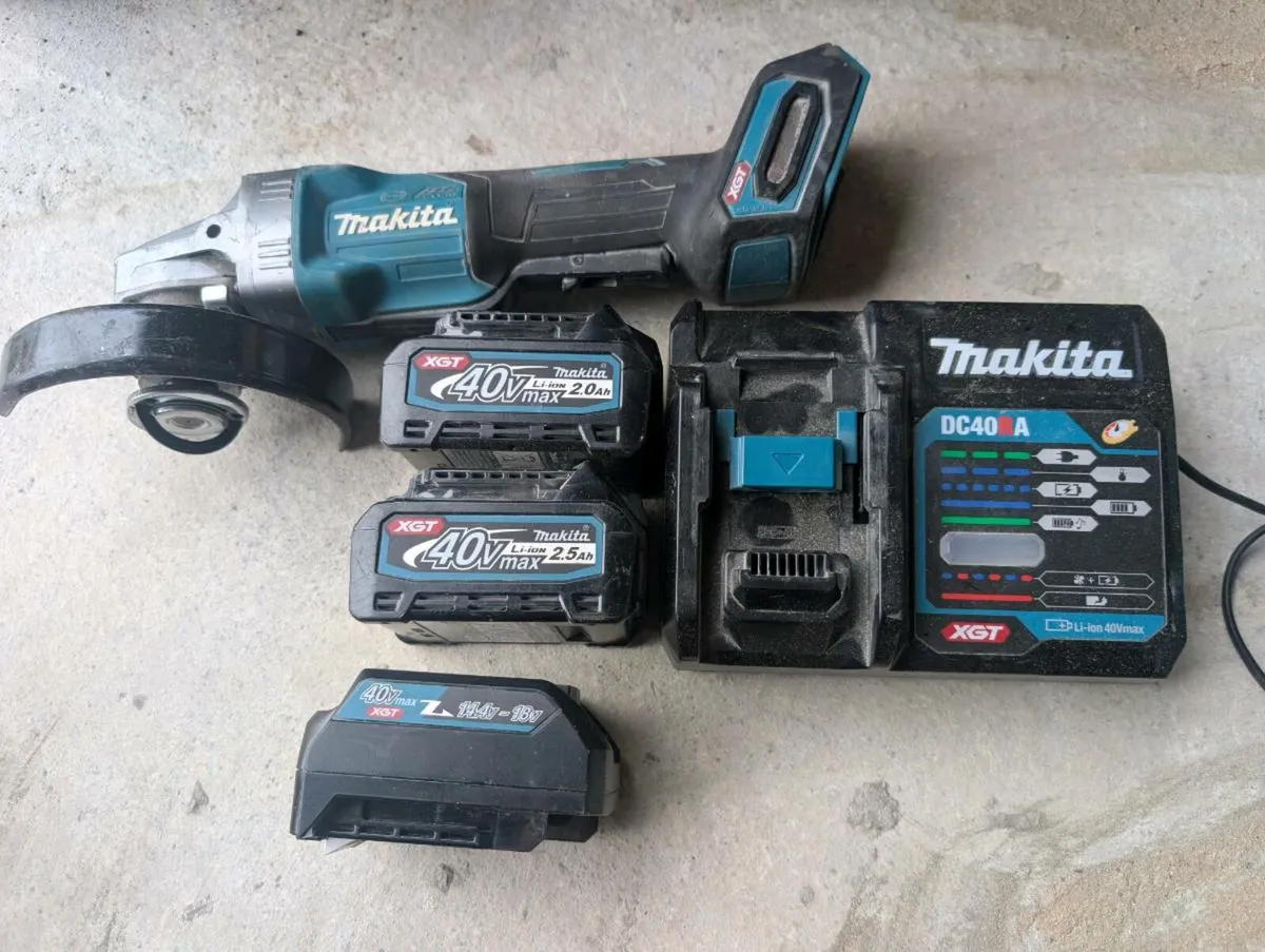 Makita 40v Grinder - Image 2