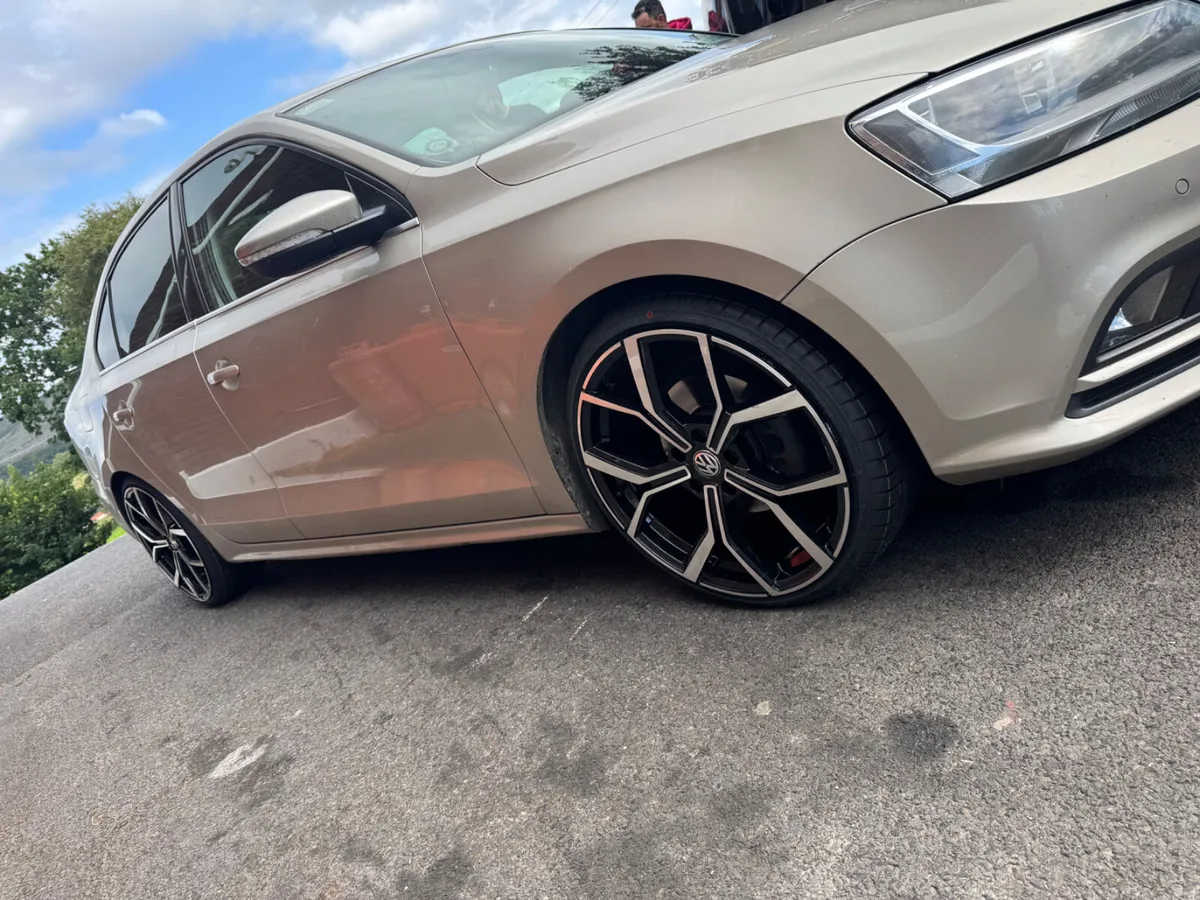 19” rline 5x112 alloys and tyres