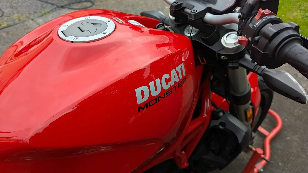 Ducati Monster 821 Red - Image 2